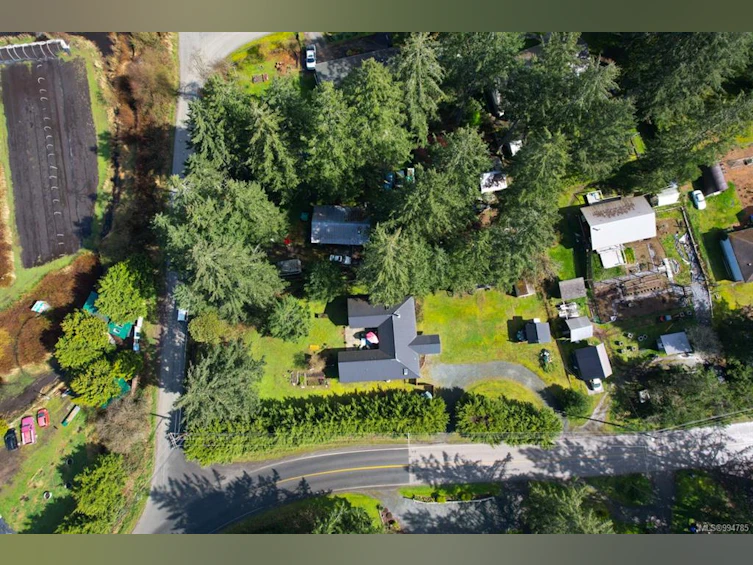 618 South Road, Gabriola Island, BC, V0R 1X4 - 36