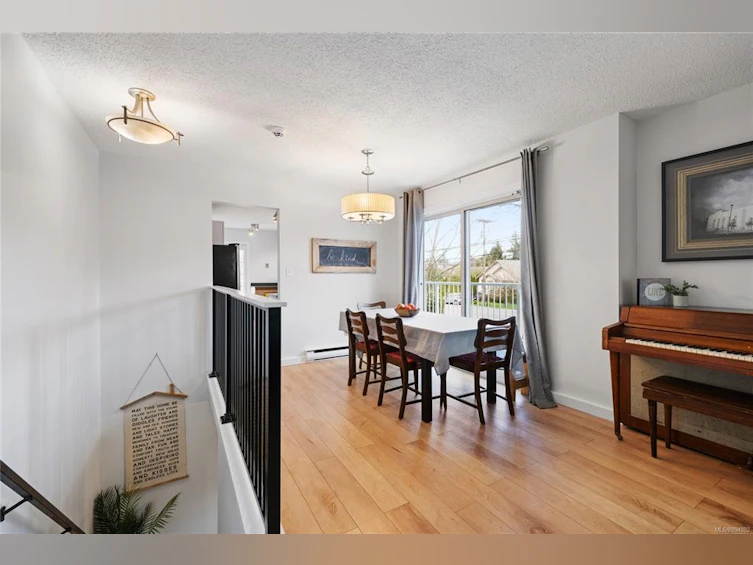 695 Bruce Avenue, Nanaimo, BC, V9R 3Y9 - 20