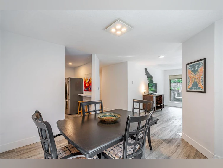 101-1436 Harrison Street, Victoria, BC, V8S 3S2 - 7