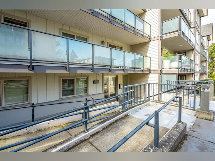 101-1436 Harrison Street, Victoria, BC, V8S 3S2 - 32
