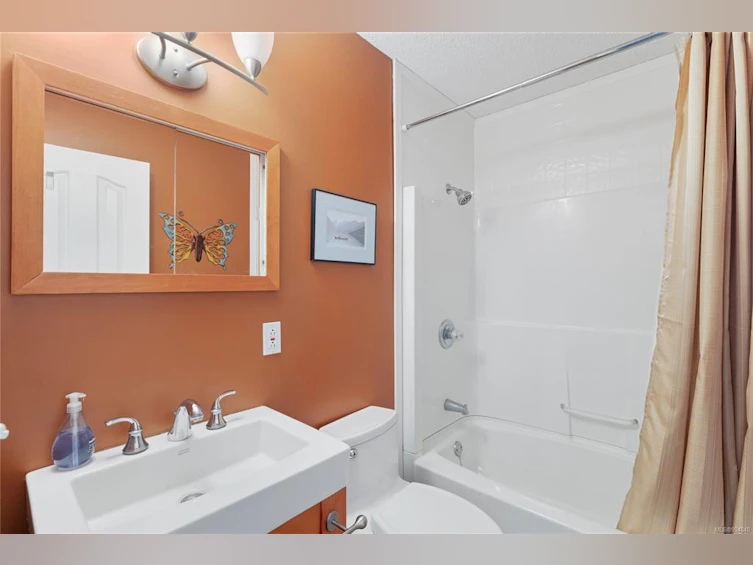 852 Breakwater Road, French Creek, BC, V9P 1Z8 - 30