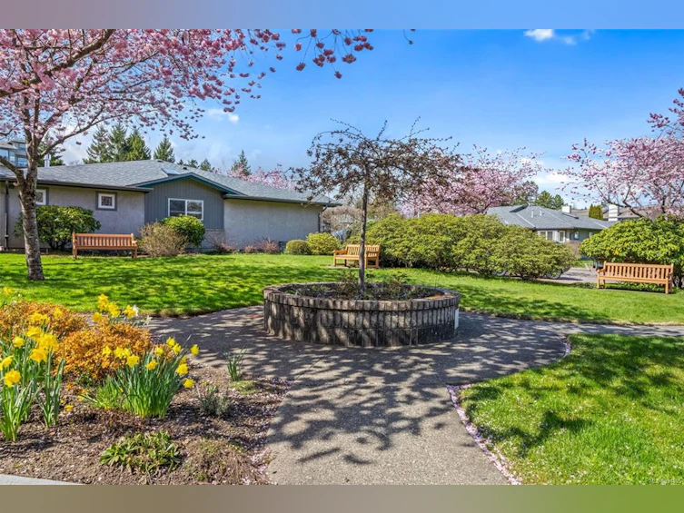 309-1485 Garnet Road, Saanich, BC, V8P 5T5 - 34