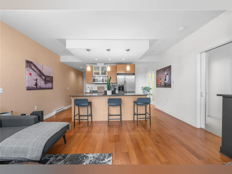 306-3614 Richmond Road, Saanich, BC, V8P 4R5 - 8