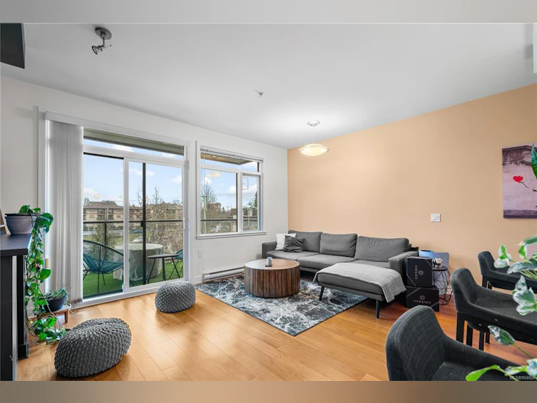306-3614 Richmond Road, Saanich, BC, V8P 4R5 - 14