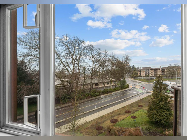 306-3614 Richmond Road, Saanich, BC, V8P 4R5 - 24