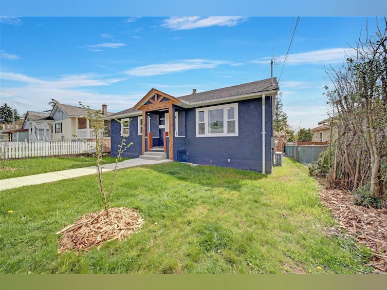 4452 Hollywood Street, Port Alberni, BC, V9Y 4A9 - 2