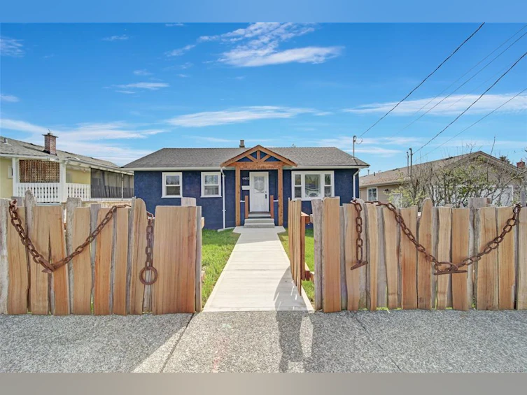 4452 Hollywood Street, Port Alberni, BC, V9Y 4A9 - 4