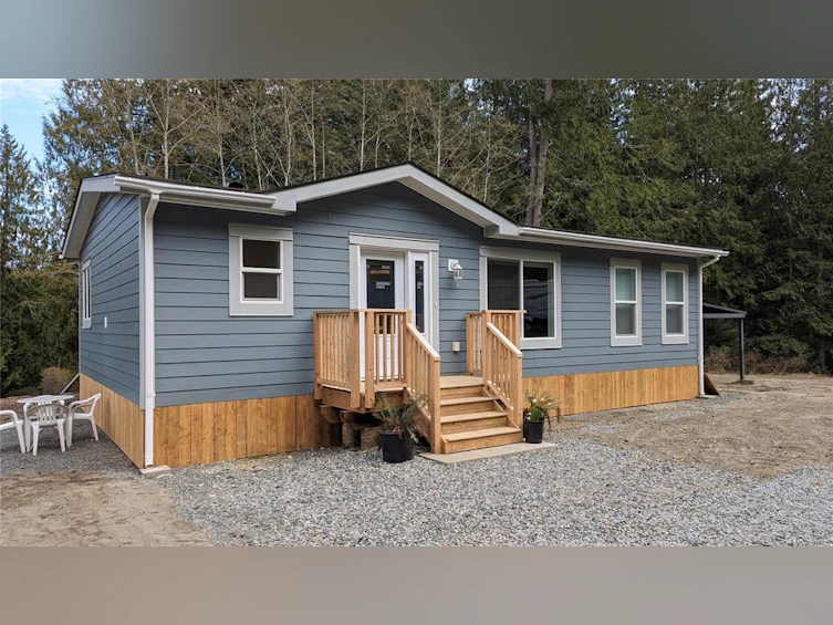 1040 Conville Road, Gabriola Island, BC, V0R 1X2 - 2