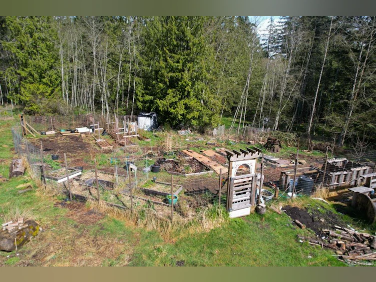 1040 Conville Road, Gabriola Island, BC, V0R 1X2 - 28