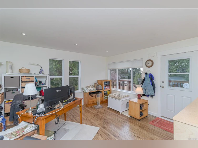 209 Lions Way, Ladysmith, BC, V9G 1N1 - 9