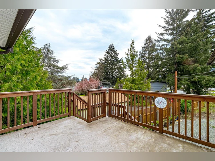 209 Lions Way, Ladysmith, BC, V9G 1N1 - 11
