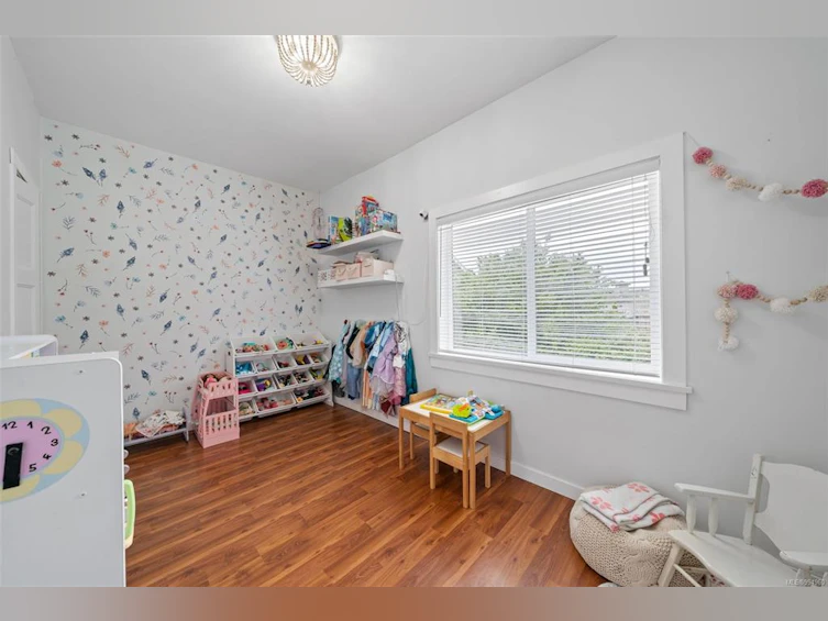 73 Lakeview Avenue, Lake Cowichan, BC, V0R 2G0 - 21