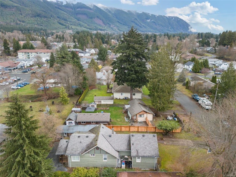 73 Lakeview Avenue, Lake Cowichan, BC, V0R 2G0 - 37