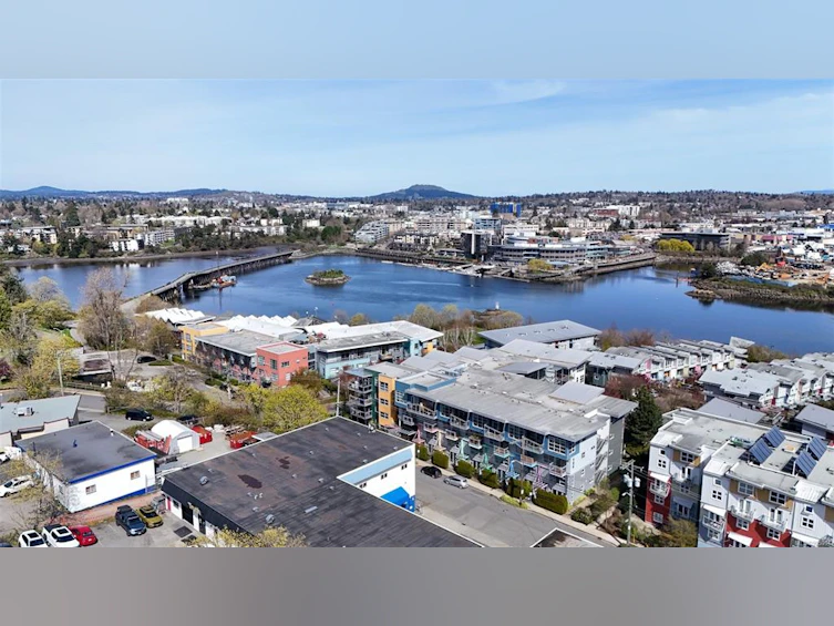 103-90 Regatta Landing, Victoria, BC, V9A 7R2 - 21