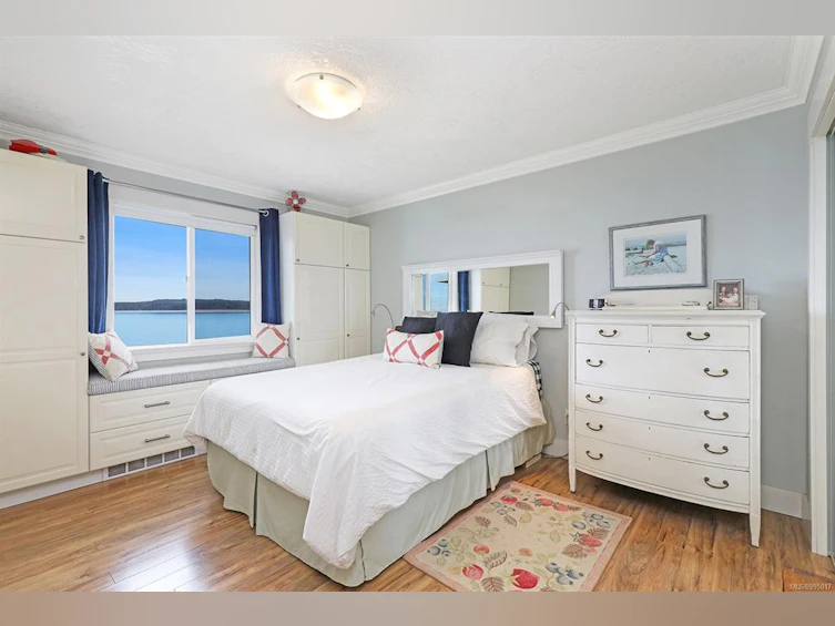 5614 S Island Highway, Union Bay, BC, V0R 3B0 - 8
