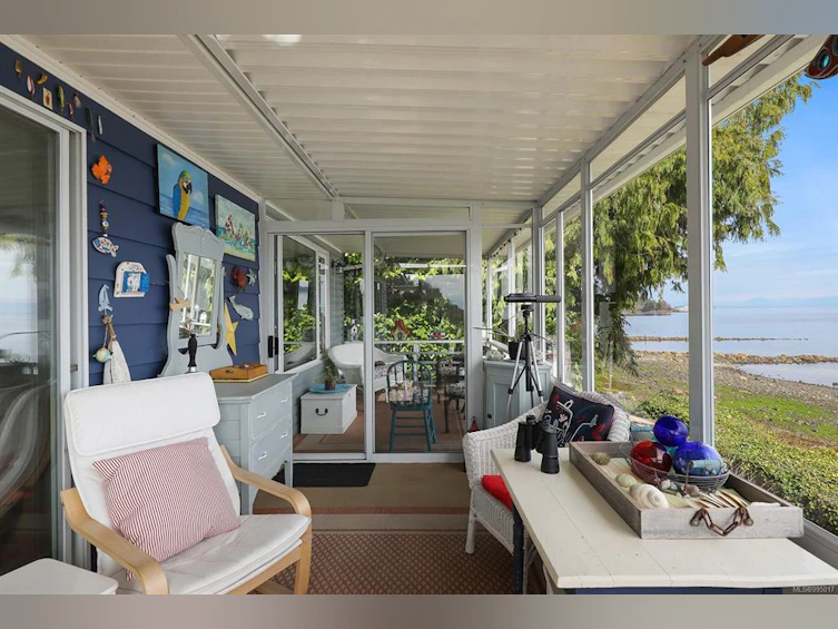 5614 S Island Highway, Union Bay, BC, V0R 3B0 - 25