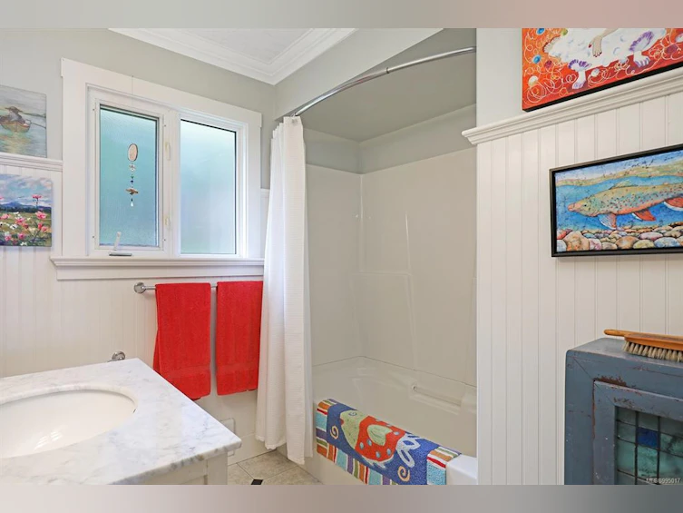 5614 S Island Highway, Union Bay, BC, V0R 3B0 - 30