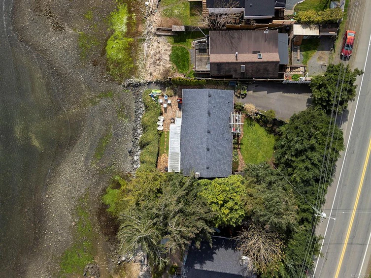 5614 S Island Highway, Union Bay, BC, V0R 3B0 - 33
