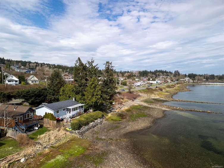 5614 S Island Highway, Union Bay, BC, V0R 3B0 - 36