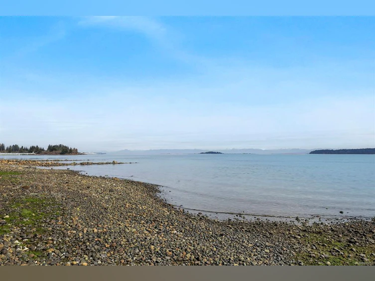 5614 S Island Highway, Union Bay, BC, V0R 3B0 - 54