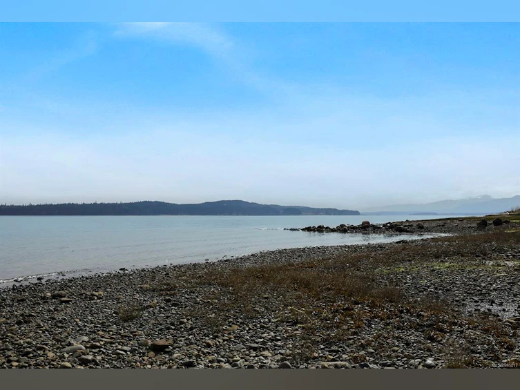 5614 S Island Highway, Union Bay, BC, V0R 3B0 - 56