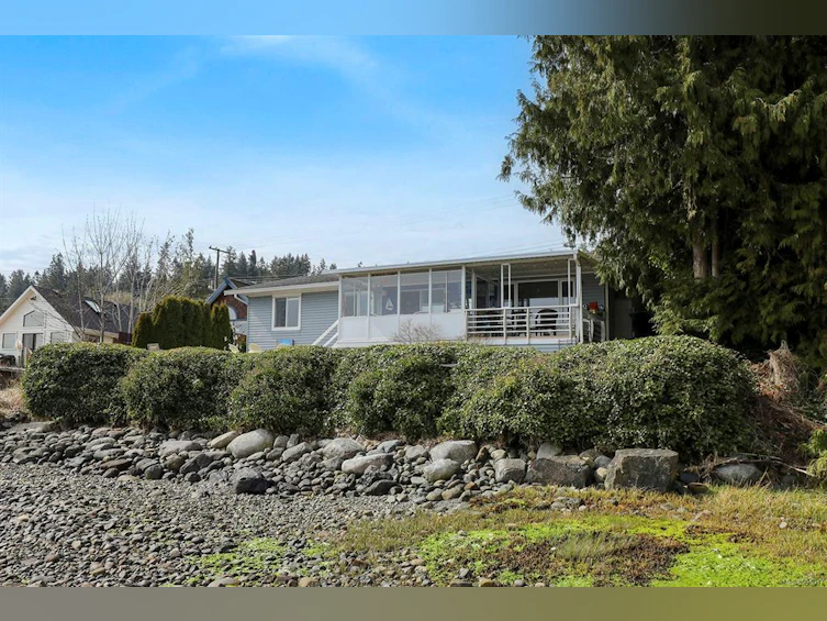 5614 S Island Highway, Union Bay, BC, V0R 3B0 - 58