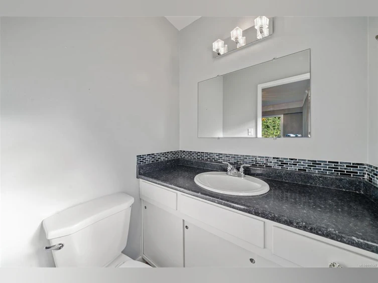 2437 Sooke Road, Colwood, BC, V9B 1Y1 - 16
