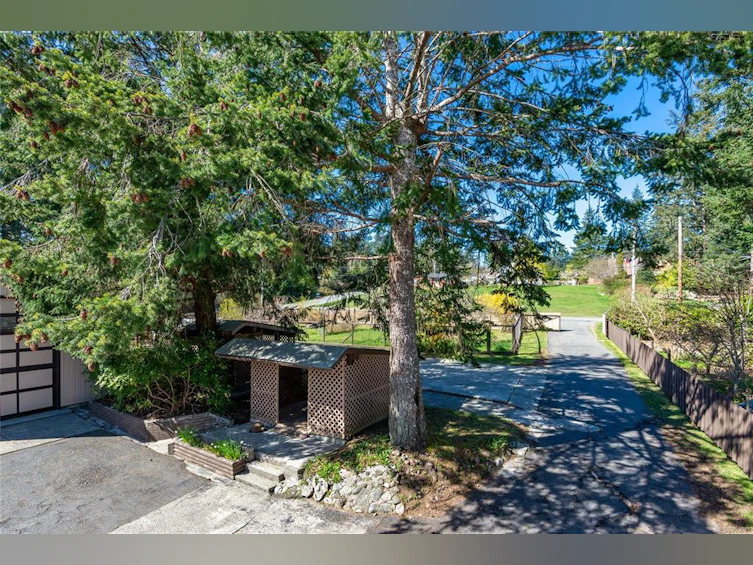 233 Quadra Loop, Quadra Island, BC, V0P 1N0 - 48