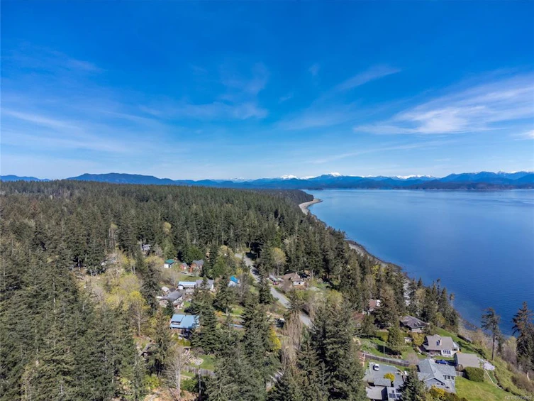 233 Quadra Loop, Quadra Island, BC, V0P 1N0 - 65
