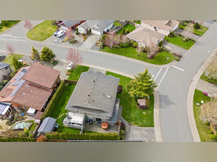 2403 Tiger Moth Place, Comox, BC, V9M 4J4 - 39