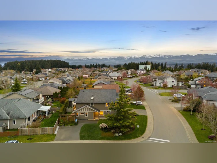 2403 Tiger Moth Place, Comox, BC, V9M 4J4 - 40