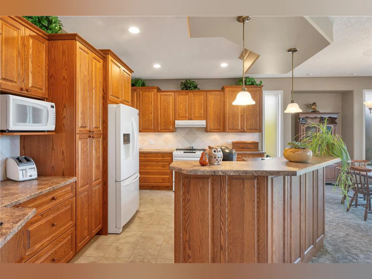 1949 Pinehurst Place, Campbell River, BC, V9H 1R5 - 12