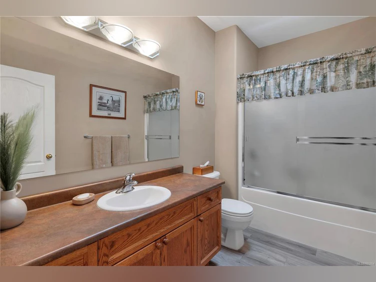 1949 Pinehurst Place, Campbell River, BC, V9H 1R5 - 32