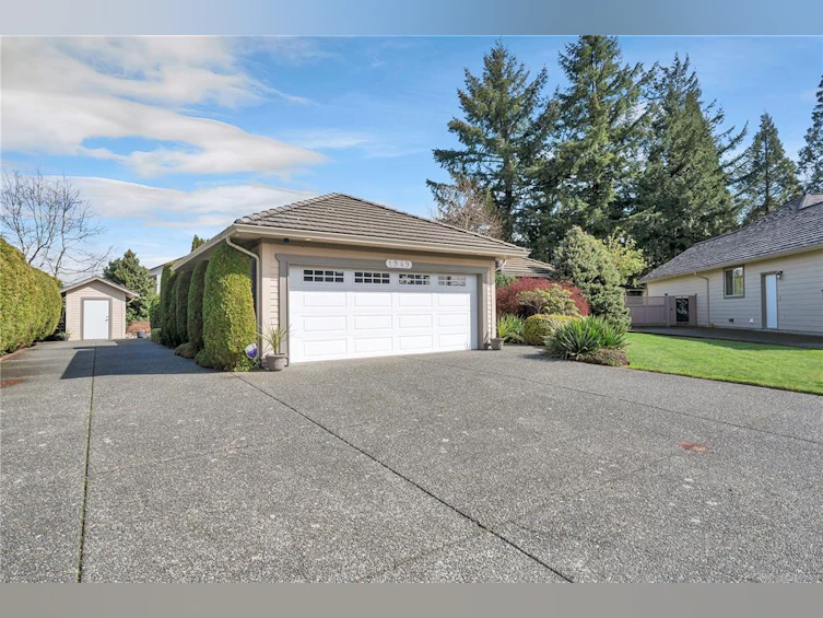 1949 Pinehurst Place, Campbell River, BC, V9H 1R5 - 39