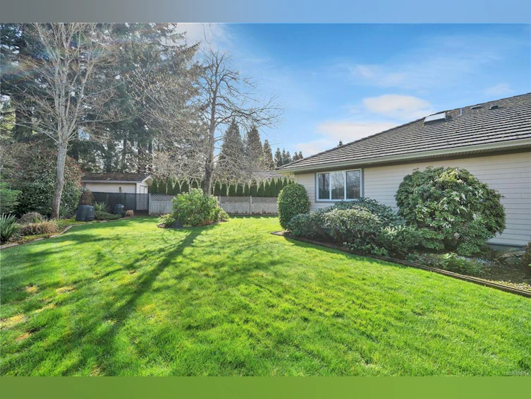 1949 Pinehurst Place, Campbell River, BC, V9H 1R5 - 47