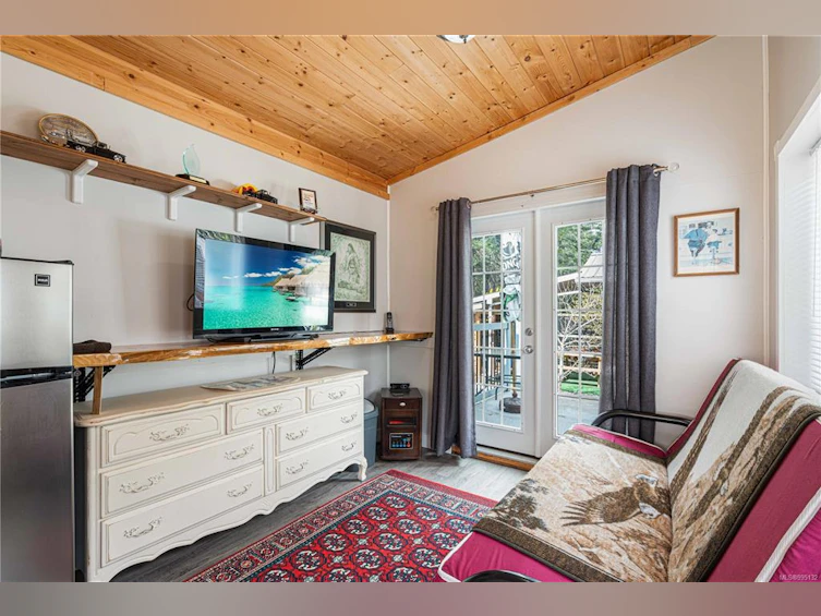 330 Horne Lake Road, Qualicum Beach, BC, V9K 1Z6 - 23