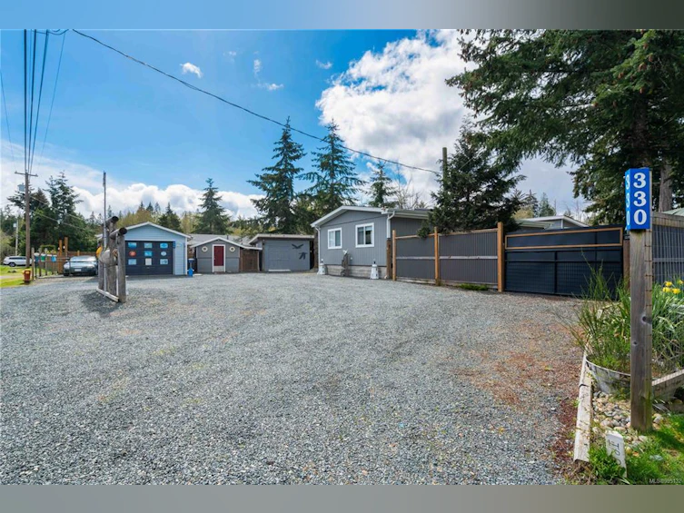 330 Horne Lake Road, Qualicum Beach, BC, V9K 1Z6 - 36
