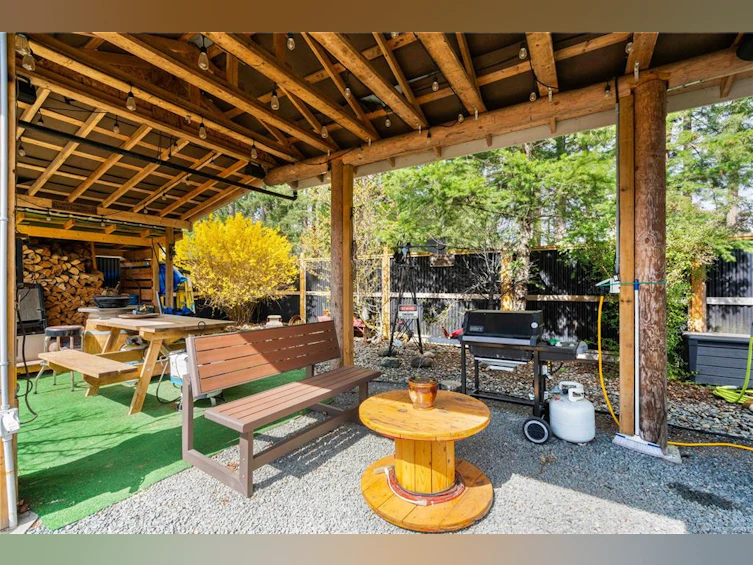 330 Horne Lake Road, Qualicum Beach, BC, V9K 1Z6 - 37