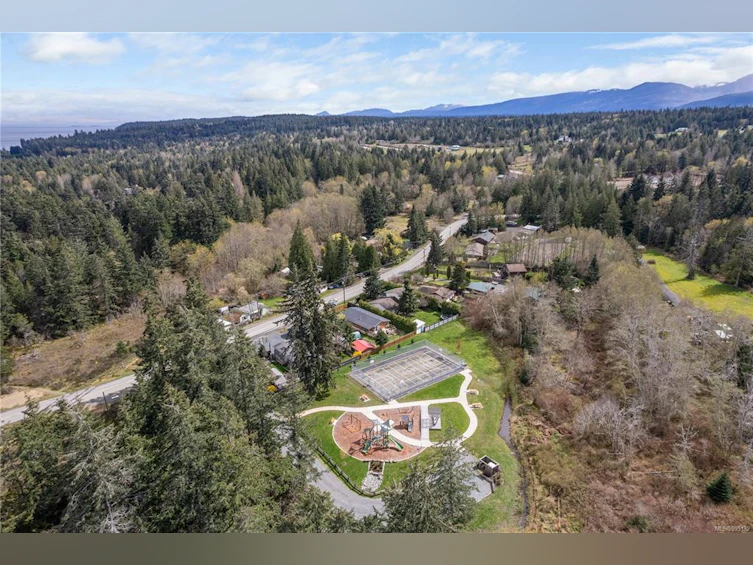 330 Horne Lake Road, Qualicum Beach, BC, V9K 1Z6 - 53