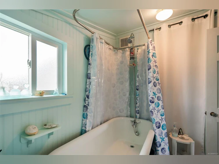 119 Irwin Street, Nanaimo, BC, V9R 4X3 - 17