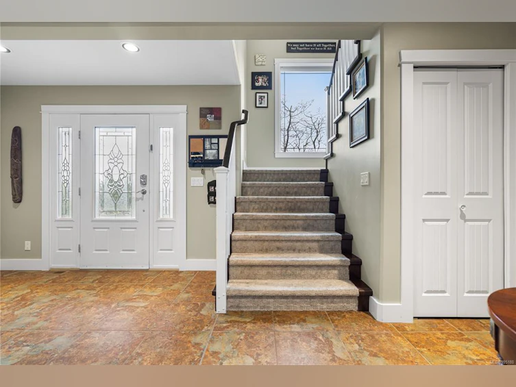 20 S Mclean Street, Campbell River, BC, V9W 6E1 - 9