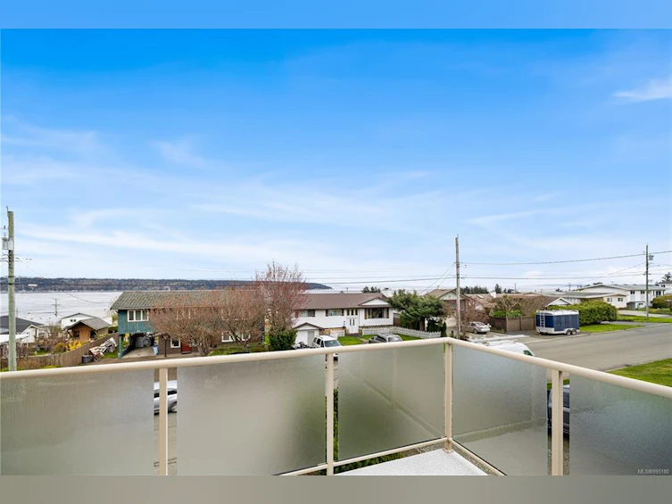 20 S Mclean Street, Campbell River, BC, V9W 6E1 - 21