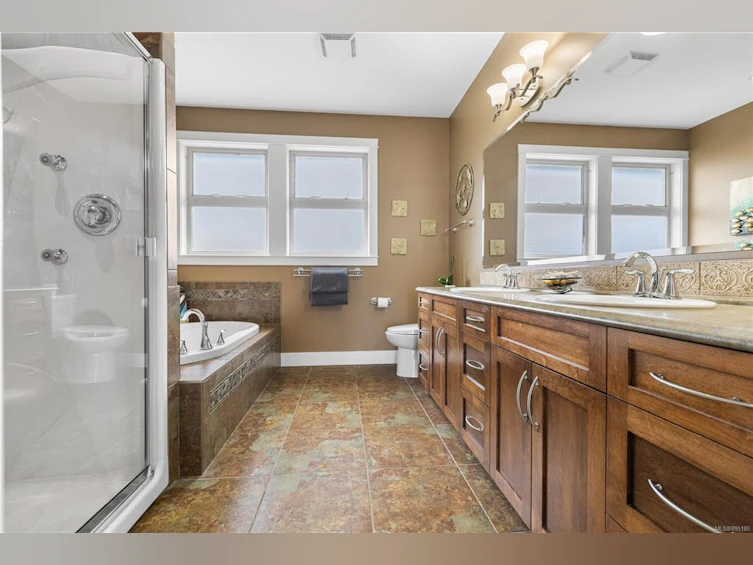 20 S Mclean Street, Campbell River, BC, V9W 6E1 - 41