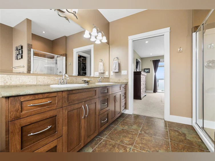 20 S Mclean Street, Campbell River, BC, V9W 6E1 - 44