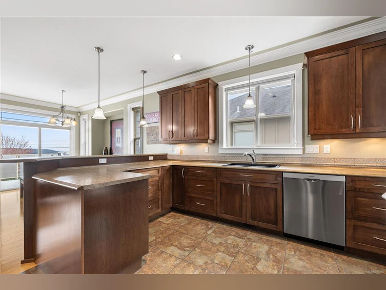 20 S Mclean Street, Campbell River, BC, V9W 6E1 - 29