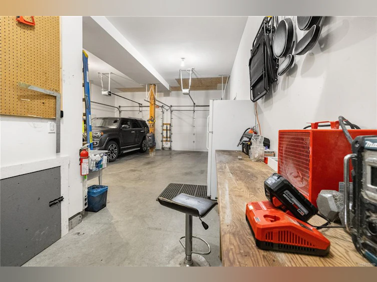 20 S Mclean Street, Campbell River, BC, V9W 6E1 - 66