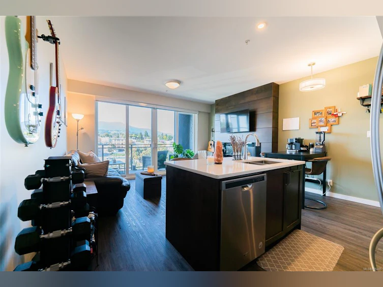 412-91 Chapel Street, Nanaimo, BC, V9R 0J3 - 7