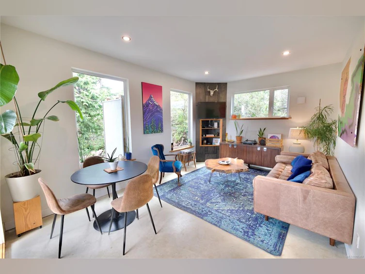 623 Yew Wood Road, Tofino, BC, V0R 2Z0 - 7