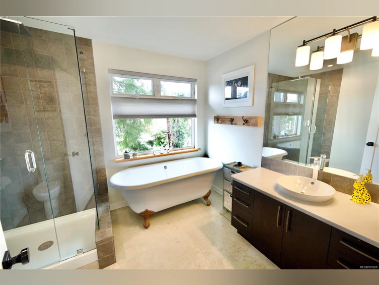 623 Yew Wood Road, Tofino, BC, V0R 2Z0 - 21