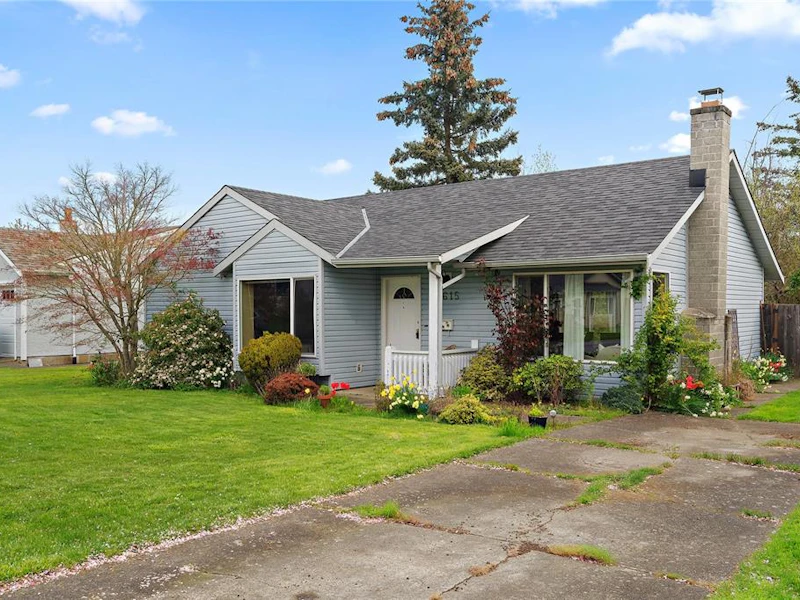 9615 Barnes Place, Sidney BC V8L 4X7